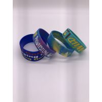 25MM寬版硅膠手環(huán) 熔巖混色分段夜光硅膠手環(huán) 空白光板手帶現(xiàn)貨批發(fā)定制