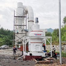 硅石灰雷蒙磨生产线 磨粉机多少钱 湖南公司超细硅灰石粉生产