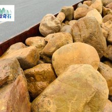 广东黄蜡石刻字加工基地/黄蜡石茶几石凳定制/人工可搬动的黄蜡石