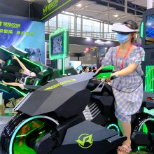 vrĦ����Ϸ�豸 VR����������Ϸ�� ����������Ǽʿռ������