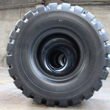 HILO³35/65R33 29.5R29 29.5R25 26.5R25 23.5R25 L-4/L-5̥