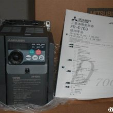 ϷʴƵEϵУ3220V룬ͨͣFR-E720-2.2K