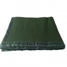 毛毯厂家批发公用军绿色加厚保暖野营救灾09羊毛毯墨绿色午睡盖毯