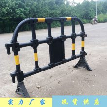 深圳道路临时隔离红色塑料护栏 黄黑塑料铁马 壹路通交通设施生产厂家