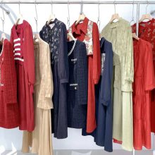 盛依服饰出品景澜24年汉派品牌组合连衣裙 一手女装批发货源