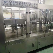 张家港品牌二手全自动洗灌封三合一纯净矿泉水果汁灌装生产线哪里卖