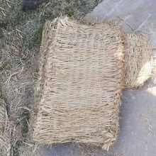 多用途抗洪抢险防汛草袋堤坝护坡装土草包冬季道路防滑保暖草垫