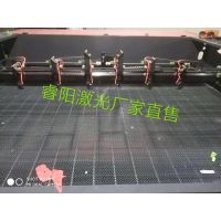 激光切割机大幅面六头切割大布雕刻木板等激光切割设备