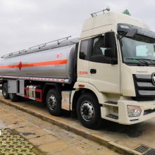 福田欧曼前四后八CSC5313GYYB5型运油车 28方铁罐槽罐车 ***品质20吨油罐车10L