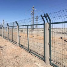 8001铁路防护栅栏 高铁护栏 热镀锌护栏网 包安装