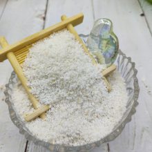 ����ɰĥ�ϵ�ƺ�û�ɫɰ��ˮ����������ɰ���������ͻ����ʯӢɰ