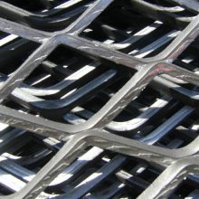 【领冠】菱形孔钢板拉伸|重型钢板网铁板网专业定做
