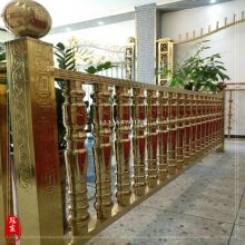定做豪华别墅黄钛金不锈钢楼梯扶手 酒店大厅立柱护栏 扶手面管