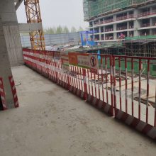 基坑护栏青海加工厂 仁久基坑围栏护栏价格 深坑防护栏规格