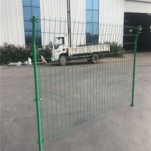 绿色圈地铁丝焊接网 金属隔离网 桂林市铁网围栏