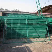 桃型围栏网材质 框架护栏网菱形 广州防护护栏网价格