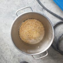 󶹶ǽ߼нĥ