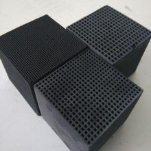 供应山东蜂窝块状活性炭孔径4mm碘值800