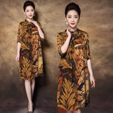 新款缎面真丝连衣裙女 2021夏天新款***气质碎花桑蚕丝裙子 宽松中长款花裙