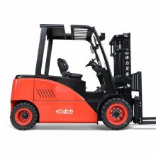 5吨的叉车一台5吨的叉车一台