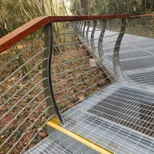 �ຣ���ϲ��������������˾Q235�ֲĲ������������