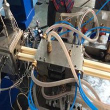 PVC线槽生产线 民用线槽挤出生产设备小型管材机器 PVC线槽生产线 张家港贝发机械