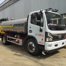 KLF5120GSSD6型洒水车 东风福瑞卡9.3吨绿化喷洒车