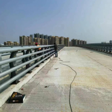 �㶫���ݾ��������������Ӻ�ְ����������ײ����