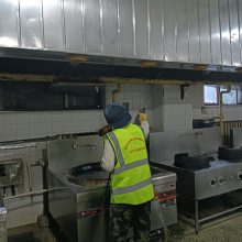 平谷区刘家店 食堂油烟管道 抽油烟机清洗 要择华兴雨洁