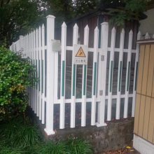 珠海市横琴镇道路隔离带栅栏绿化带花圃护栏篮球场包塑隔离围栏网