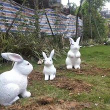 玻璃钢小白兔雕塑 仿真动物模型雕塑 景观农场田园庭院摆件小品