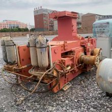 收售石料破碎对滚机对辊式制砂机 矿用高压辊磨机 9.9新大宏立90×60