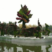 绥化市节庆 欢度春节绿雕 虎踞钟山仿真绿植 场景绿雕