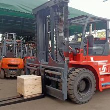 成都叉车回收-合力叉车回收公司-上门回收二手旧叉车