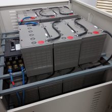 ɽUPSϵԴC1KS/1KVA/0.8KWֱѹ36V/1Сʱ/