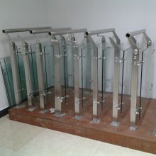 �Ĵ��ɶ�����304�����¥�ݷ������� ¥��װ�޲������� �������������