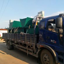 蝶形水渠摊铺机 小型U型水渠成型机 混凝土梯形水渠滑模设备