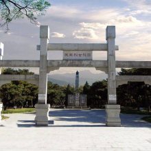 惠安***工厂定制石雕牌坊村口石牌坊花岗岩大理石公园石牌楼山门