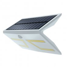 新款太阳能人体感应壁灯led户外照明壁灯5W大功率红外线防水路灯