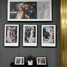 几组婚纱照相框组合照片墙成都艺站相框制作定制