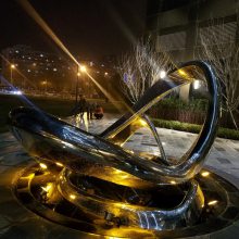 南京人物雕塑 不锈钢马雕塑 不锈钢雕塑来图定制