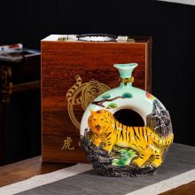 定制工厂陶瓷空酒瓶5斤珐琅彩十二生肖 兔创意装饰摆件密封酒坛