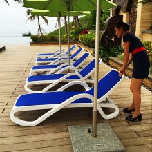 海南三亚别墅泳池塑料沙滩躺椅靠背4档调节款式简洁游泳池躺椅
