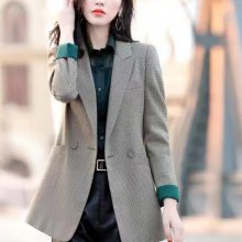 供应大码女装【高端定制风衣】私人定制女装一手批发货源