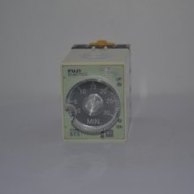 JOSEF约瑟 ST3PA-C-AC220Y+PF085A通电延时继电器+插座 耐腐蚀