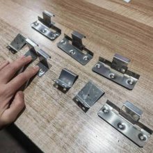 供应矮立边屋面板扣件 矮立边屋面板不锈钢扣件 固定和活动两种