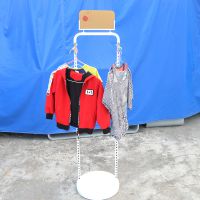 �������ϱ�����Ŀ�����˺�ţ������������ʶ���Ů������˫��չ���ڿ��е�Ƥ������ٯ����Ů���Ļ��������е�