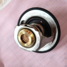 小松挖掘机pc200-8节温器，6754-61-6212质量稳定，性能可靠