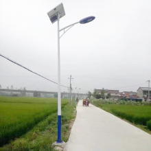 乡镇道路太阳能路灯使用寿命 太阳能led路灯控制器 新农村太阳能路灯 路灯太阳能板