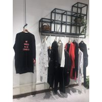 짰�����ֱ������ŮװƷ��ʱ��������װ���������Ʒ����